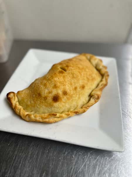 Medium Calzone (Feeds 1-2)