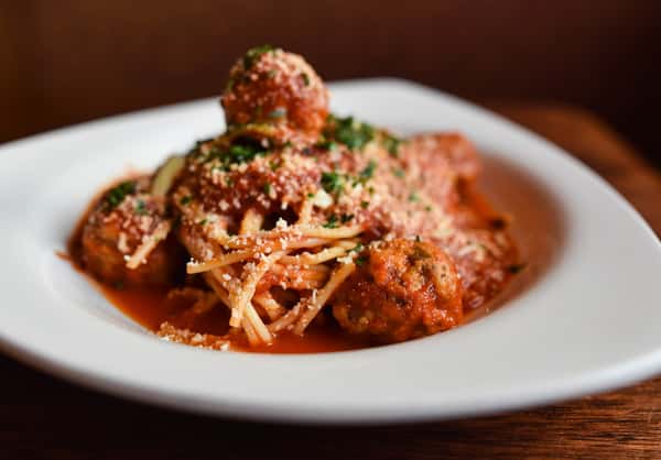 Spaghetti & Meatballs