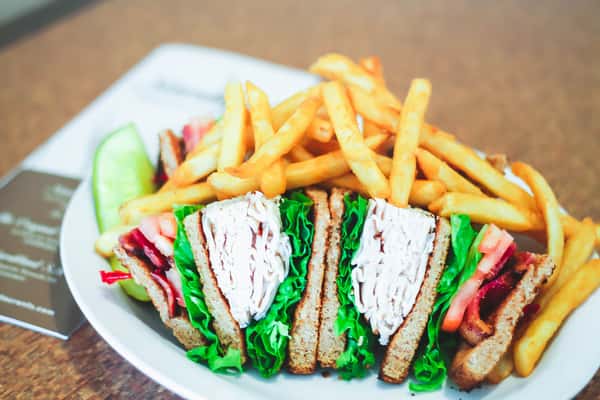 Club Sandwiches Lunch Marshland Restaurants & Bakeries Diner in MA