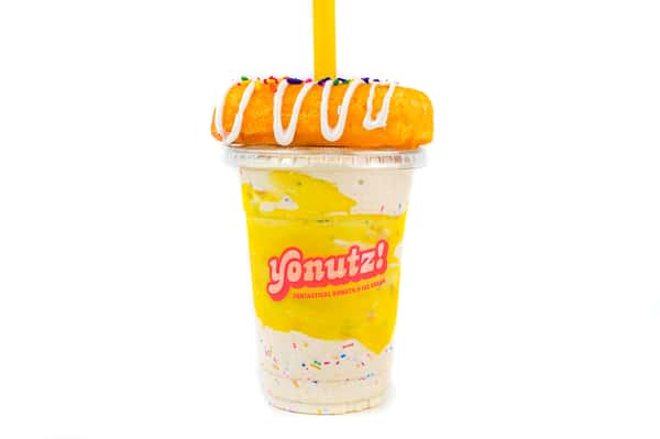 Yellow Twinkie® SMASH Milkshake