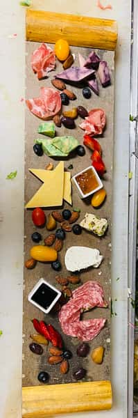 CHEESE & CHARCUTERIE