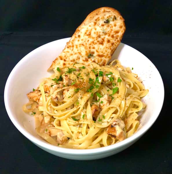 Fettuccine Alfredo