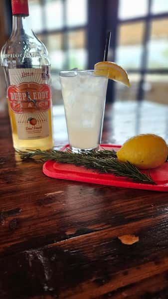 Mama's Peach Lemonade