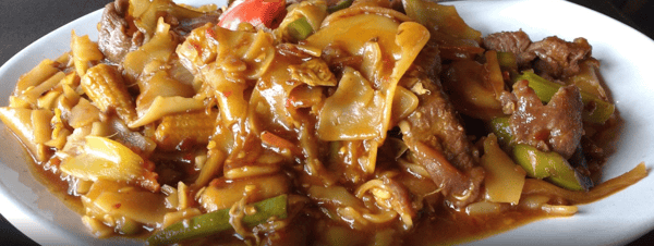 (25) Hot 'n' Spicy Noodles (Pad see Ew)