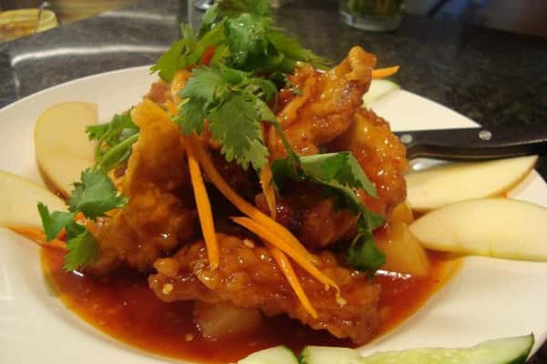 (38b) Sweet & Sour Chicken Delight
