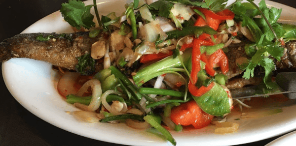 (39) Whole Fish in Garlic Sauce