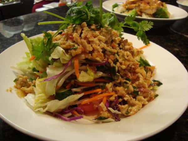 (17) Chiang Mai Chicken Salad