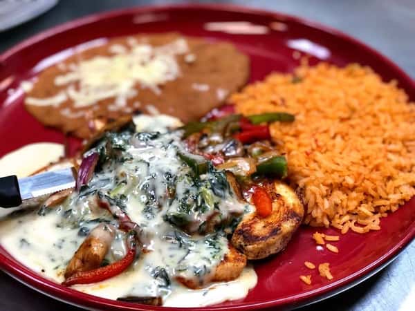 POLLO ADOBE: CHICKEN FAVORITES 