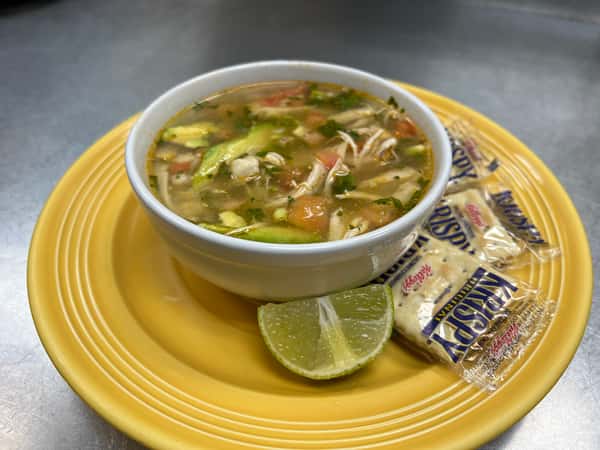 SOPA DE POLLO 