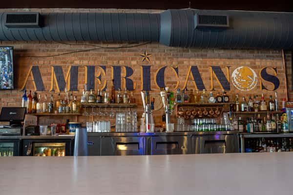 Interior Americanos
