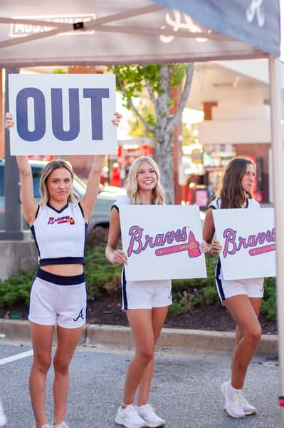 Braves' Tomahawk Girls