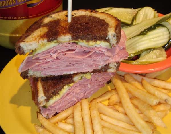 reuben sandwich with fries