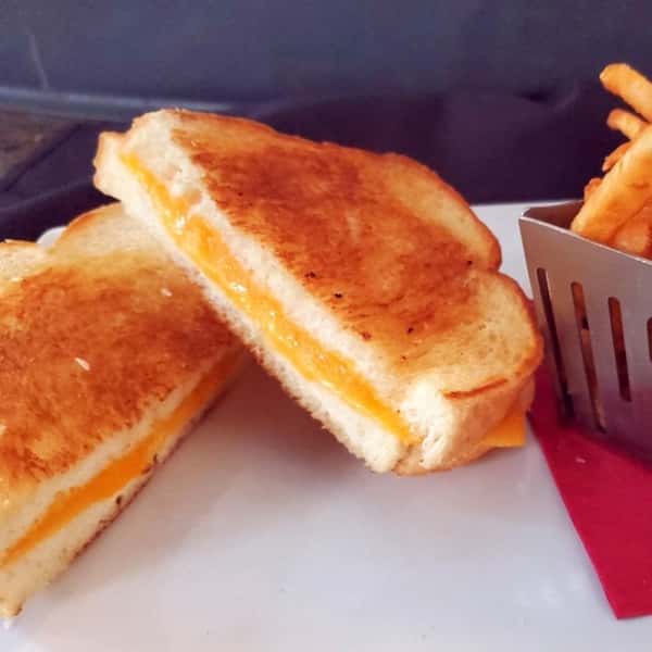 Jr Grilled Cheese Dinner Basket