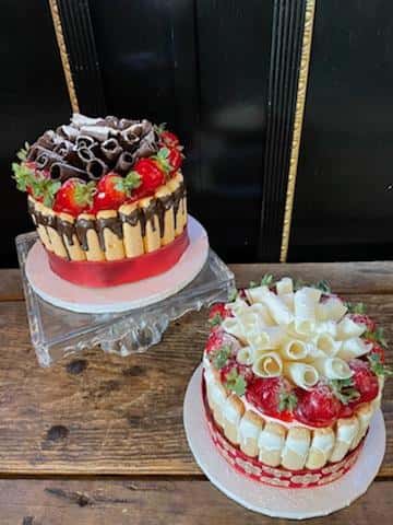 Specialty Christmas cakes