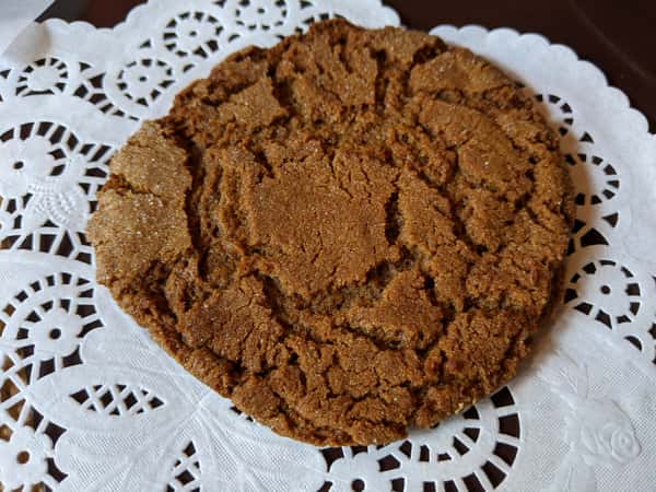 Molasses cookie