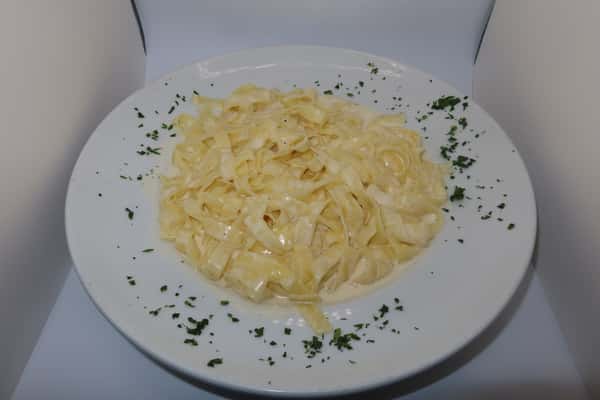 Fettuccine Alfredo Dinner