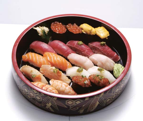 Sayuri Sushi Platter