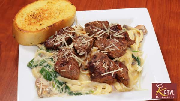 FETTUCCINE ALFREDO PASTA