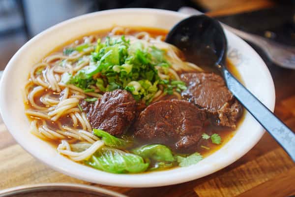 Beef Noodle Soup 牛肉面