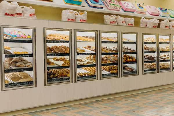 Arandas Bakery
