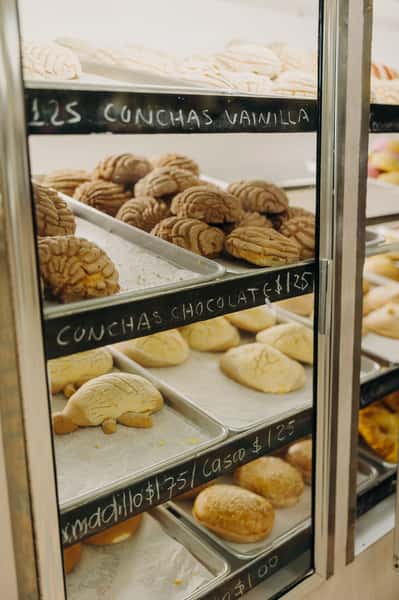 Arandas Bakery