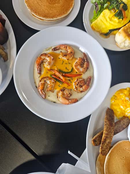 Glenwood Shrimp & Grits