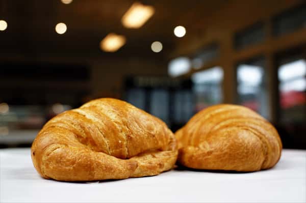 Croissant Plain
