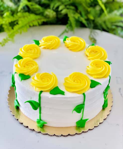 Fun sunny drip cake to brighten your day! #yellow #cake #decoration  #yellowcakedecoration | Simple cake designs, Drip cakes, Easy cake  decorating