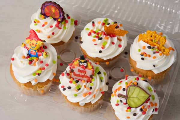 Cupcakes - Assorted Thanksgiving Designs