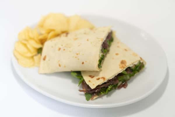 Mozarella and Red Onion