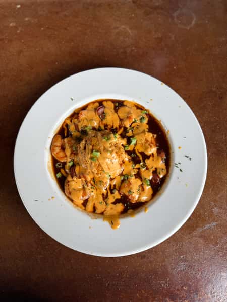Cheddar Grits, Blackened Shrimp, Conecuh Sausage, Creole BBQ, Creole Aioli, Scallions