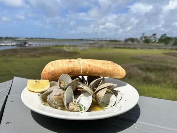 Steamed Little Neck Clams
