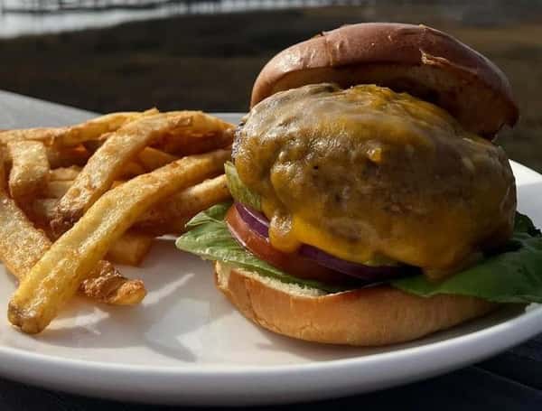 Cheeseburger In Paradise