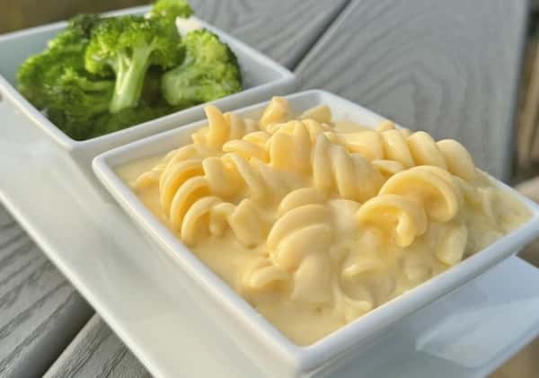 Lil Matey's Mac & Cheese