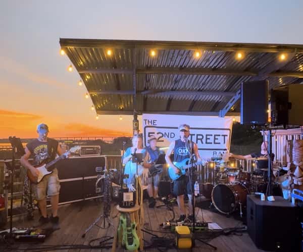 Live Music: 52 Street Band 