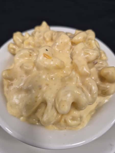 Smoked Cheddar Mac-n-cheese