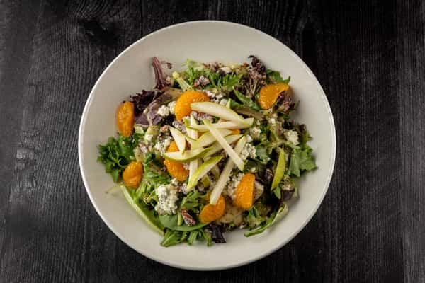 Lunch Pear and Blue Cheese Salad