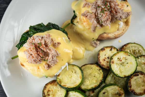 Crab Benedict