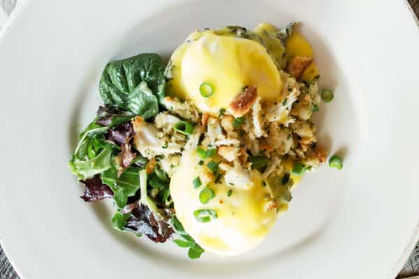 Crusted Crab & Eggs Sardou