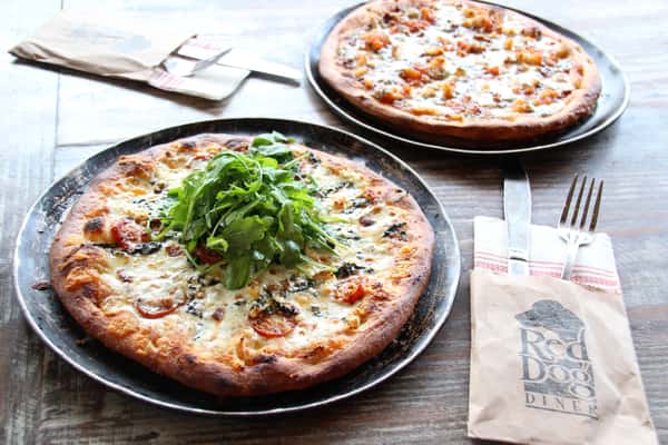 White Cheese & Arugula Pizza