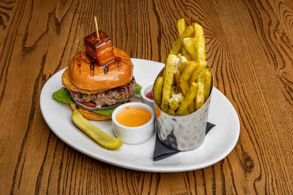 CUTS Burger