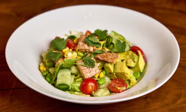 Cuts Signature Salad