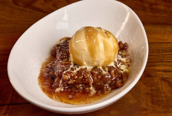 Pecan Apple Cobbler