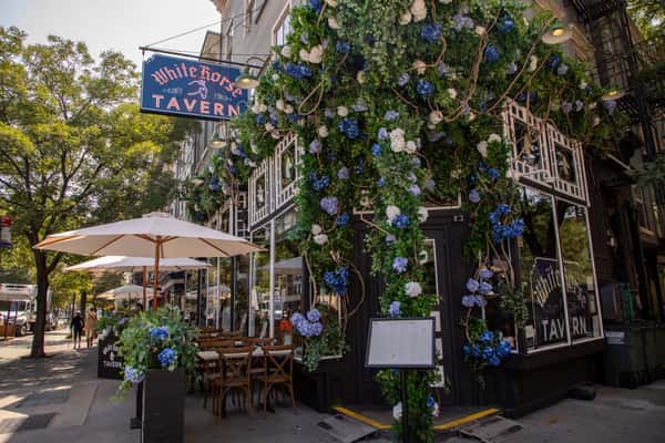 White Horse Tavern exterior