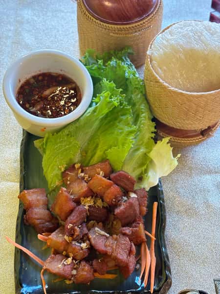 Serve with seafoood sauce and Lettuce