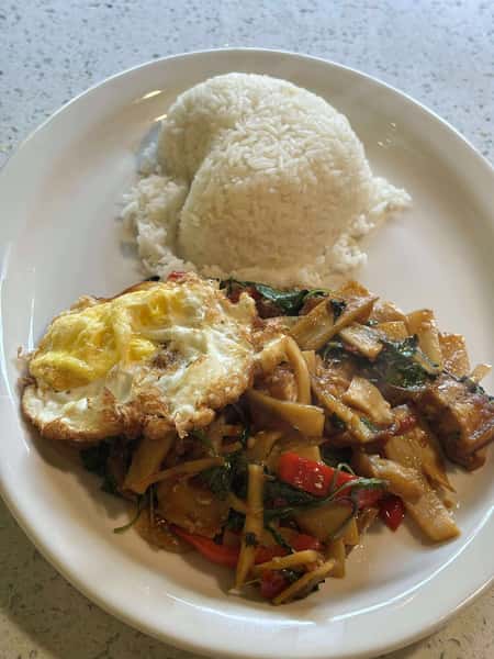 36 Basil Plate
