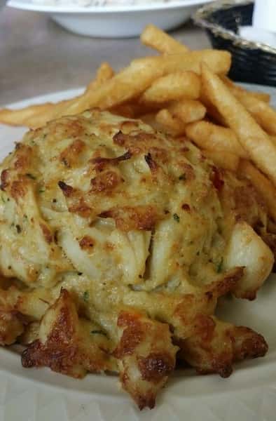 Jumbo Lump Crab Cake* (6oz)