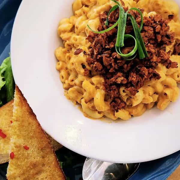 vegan mac chorizo
