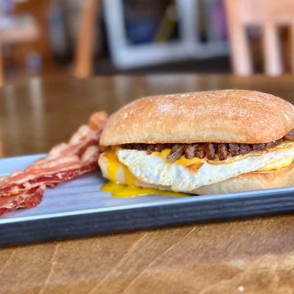 Fried Egg Sandwich*