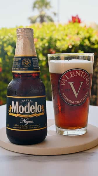 Modelo Negra- Bottle